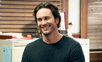 Oliver Hudson in "Splitting Up Together"