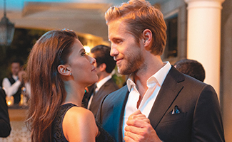 Sofia Pernas and Matt Barr in "Blood & Treasure"