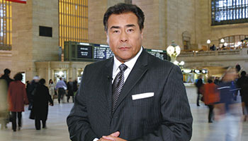 John Quiñones hosts "What Would You Do?"