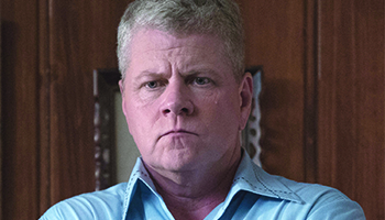 Michael Cudlitz in "The Kids Are Alright"