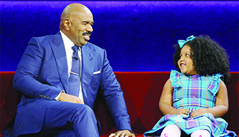 Steve Harvey and Daliyah Arana in "Little Big Shots"