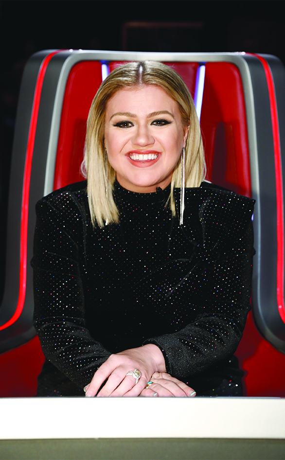 Kelly Clarkson in "The Voice"