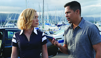 Perdita Weeks and Jay Hernandez in "Magnum P.I."