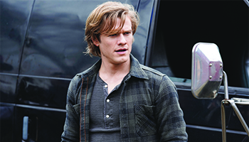 Lucas Till stars in "MacGyver"