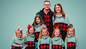 The Busby family stars in "OutDaughtered"