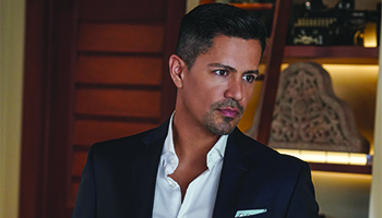 Jay Hernandez in "Magnum P.I."