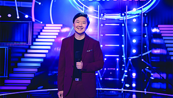 Ken Jeong hosts "I Can See Your Voice"