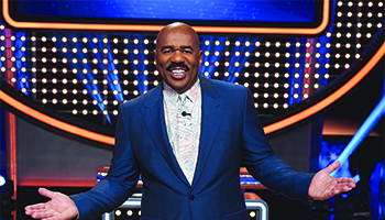 Steve Harvey hosts "Celebrity Family Feud"