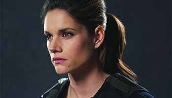 Missy Peregrym stars in "FBI"