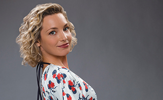 Perdita Weeks stars in "Magnum P.I."